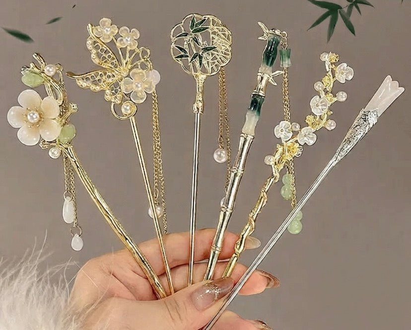 BloomGrace Floral Hair Pin