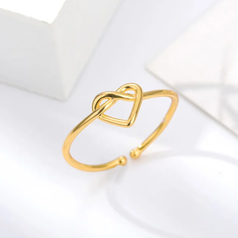 Amora Heart Ring