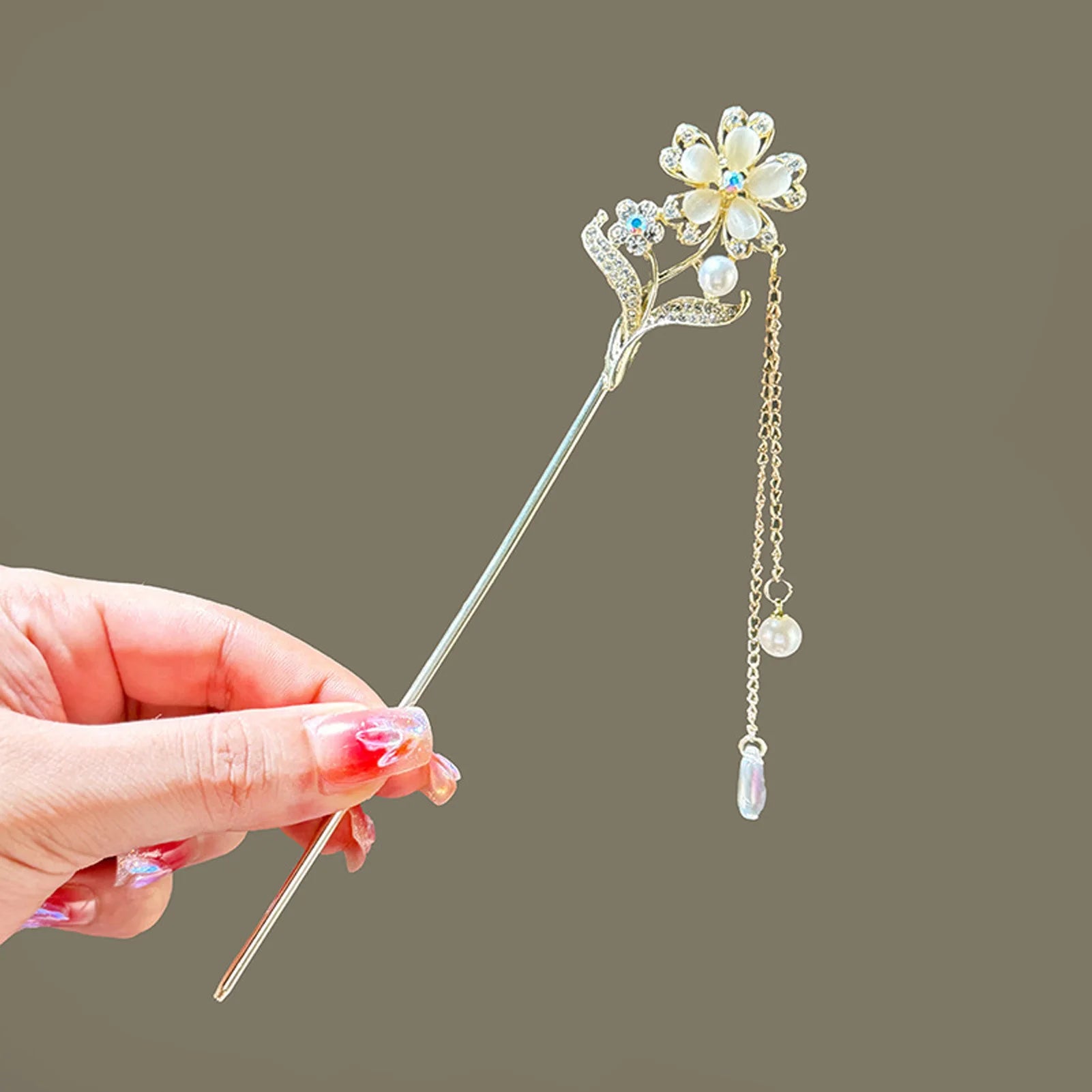Ginkgo Tassel Hair Pin