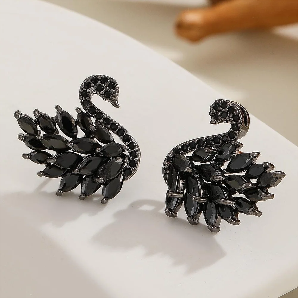 Swan Grace Earrings