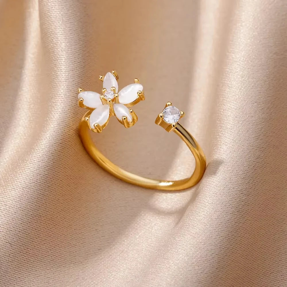 LuxeGlow Ring