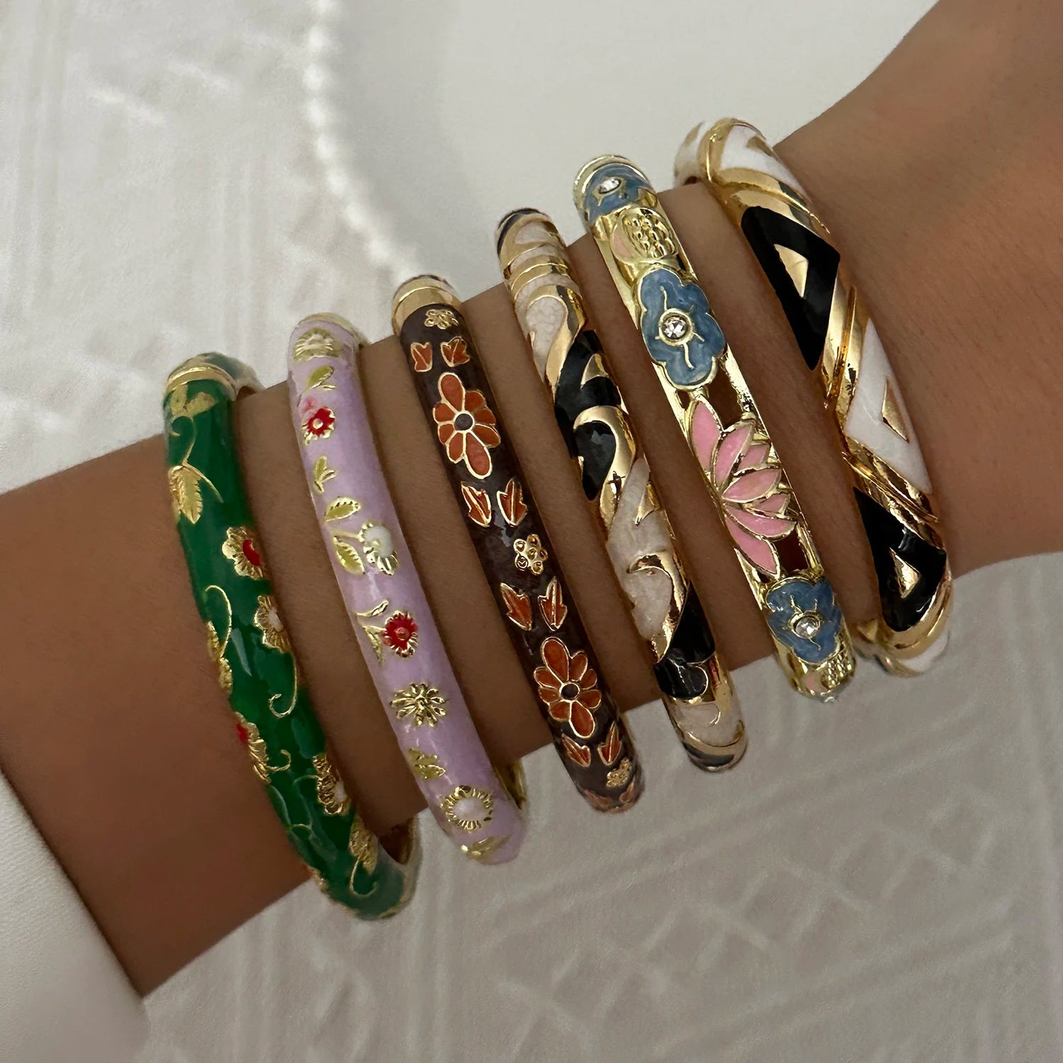 Flora Enamel Bangle