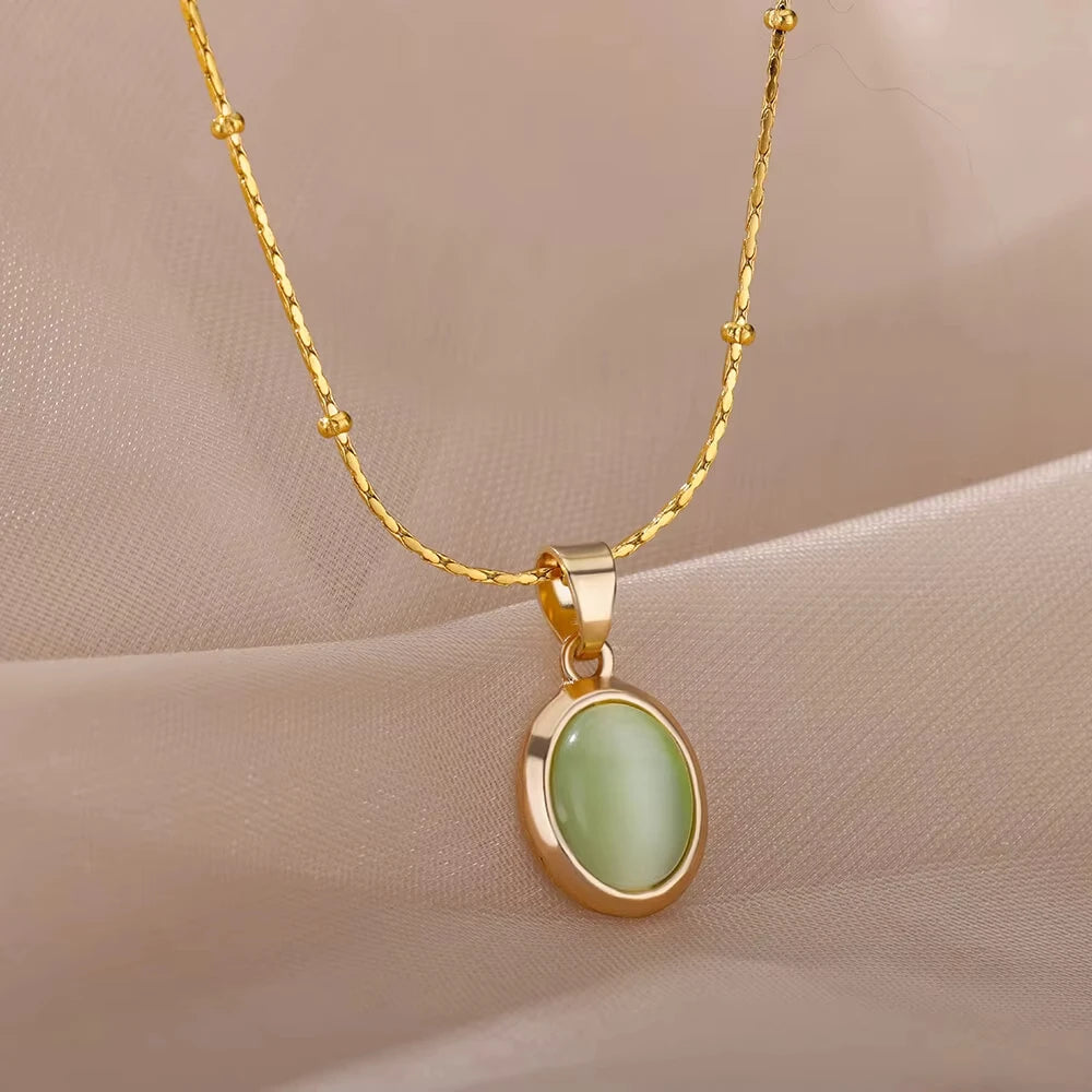 Emera Glow Necklace