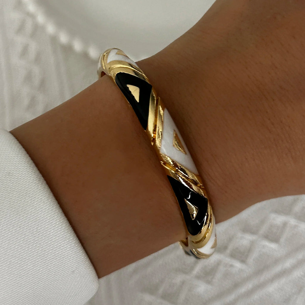 Flora Enamel Bangle