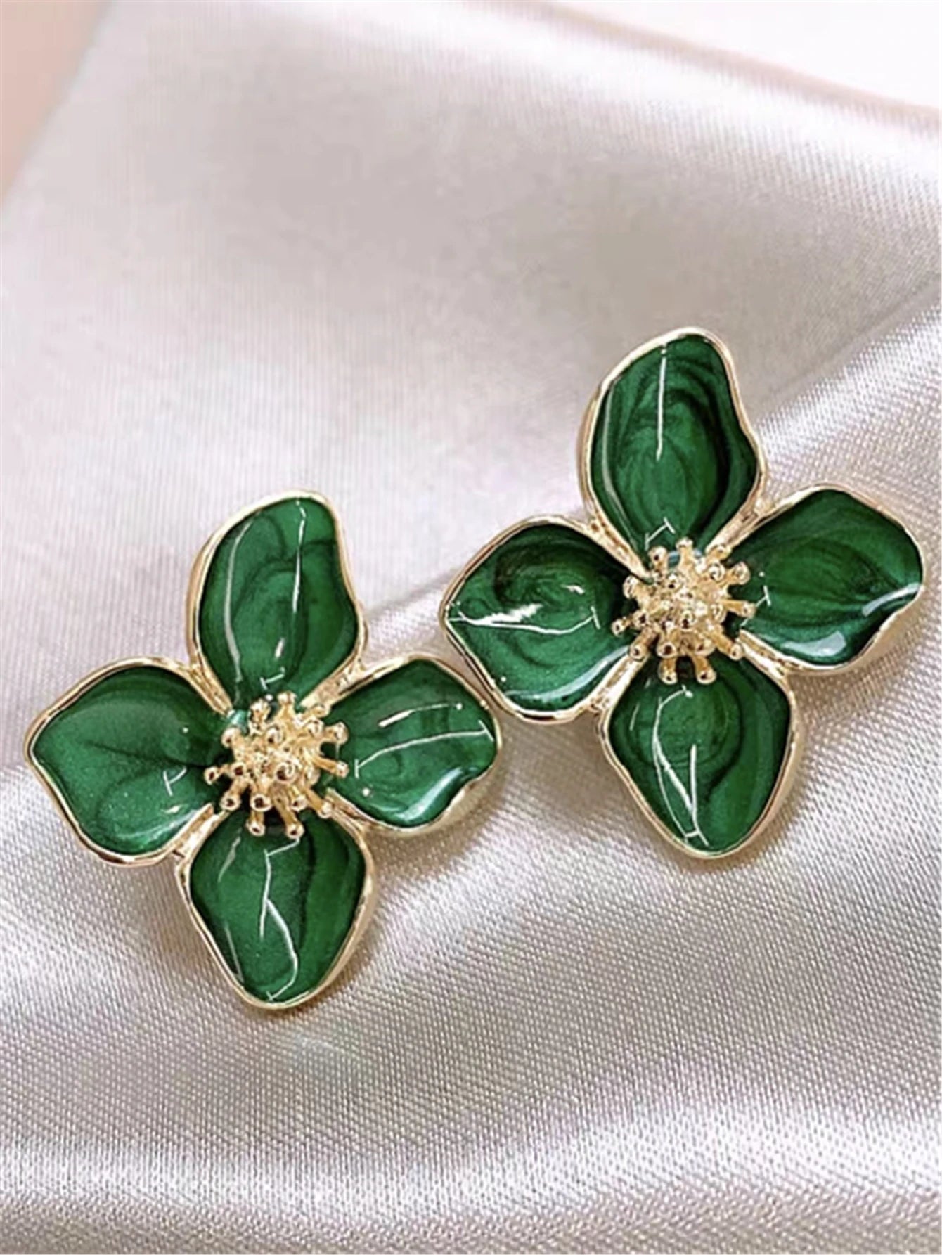 Hibiscus Bloom Earrings