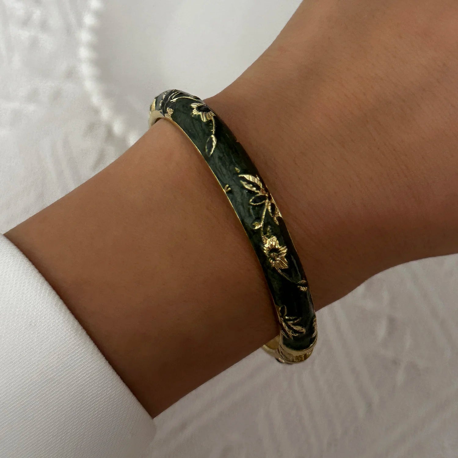 Flora Enamel Bangle