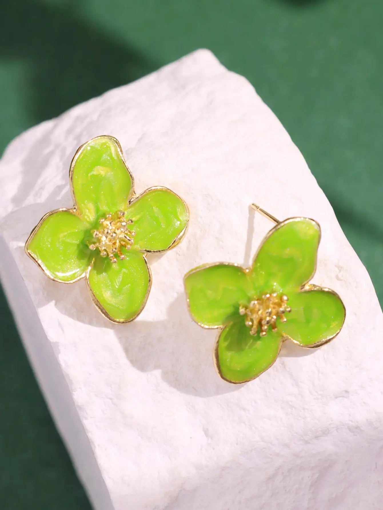 Hibiscus Bloom Earrings
