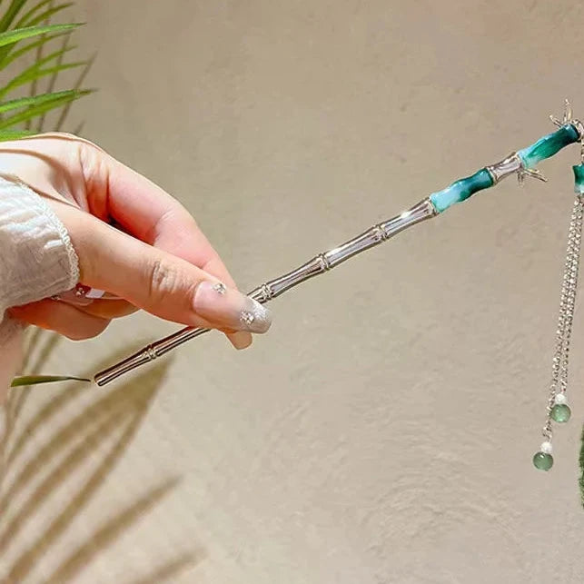 BloomGrace Floral Hair Pin