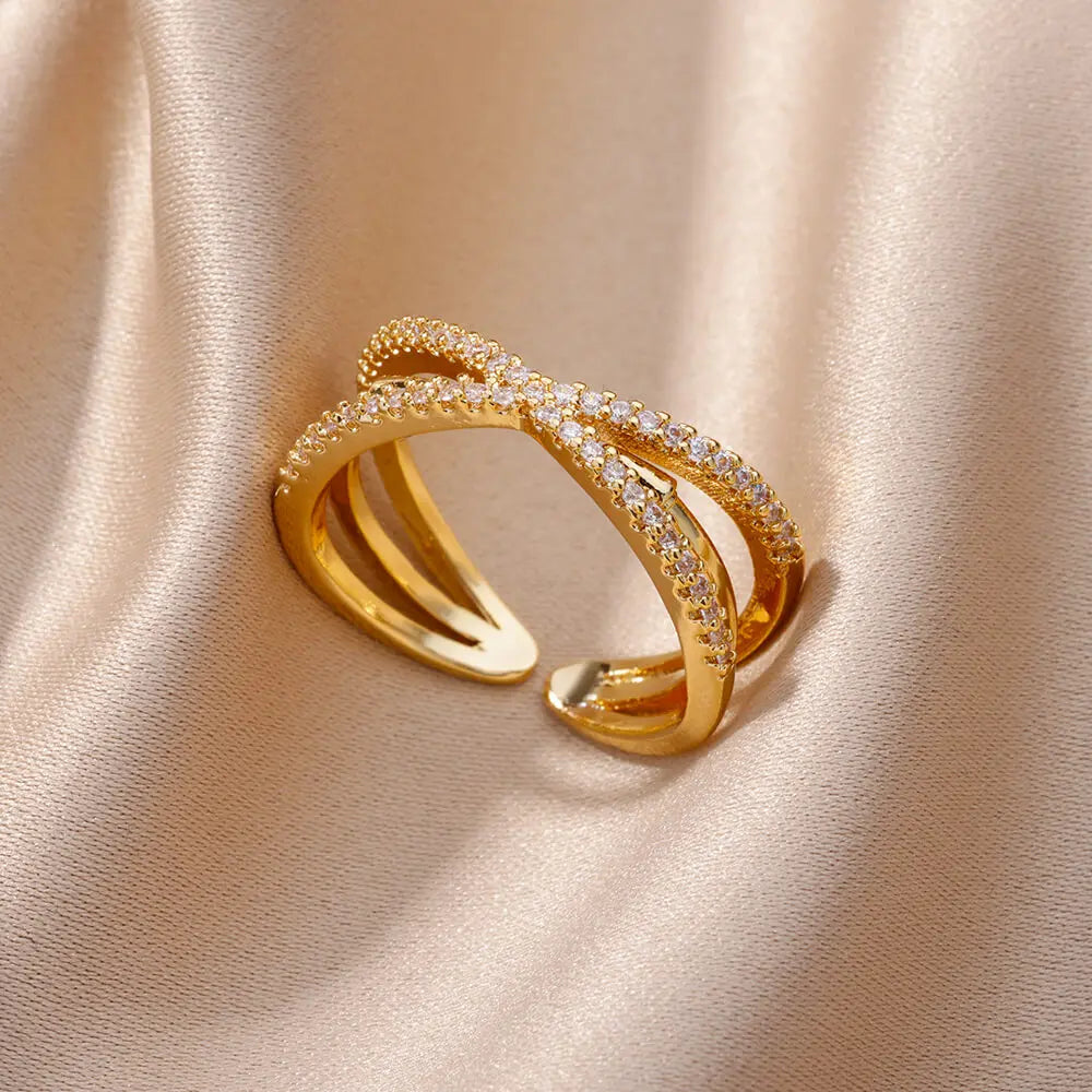 LuxeGlow Ring